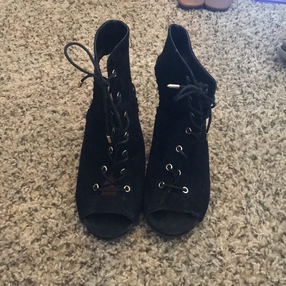 Worn twice 6